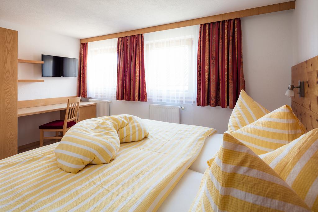 Вилла Schimpfoesslhof Фис Экстерьер фото